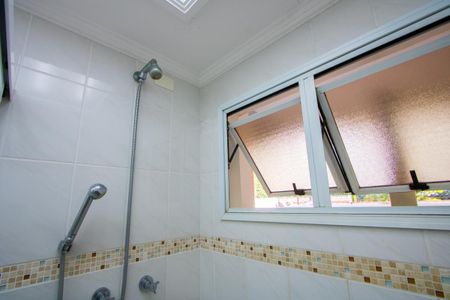 Apartamento à venda com 312m², 4 quartos e 4 vagas Apartamento à venda com 312m², 4 quartos e 4 vagasBanheiro social