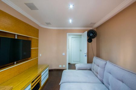 Apartamento à venda com 312m², 4 quartos e 4 vagas Apartamento à venda com 312m², 4 quartos e 4 vagasSala de TV
