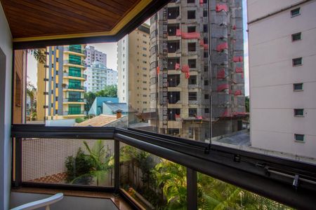 Apartamento à venda com 312m², 4 quartos e 4 vagas Apartamento à venda com 312m², 4 quartos e 4 vagasVaranda do quarto 2 e 3