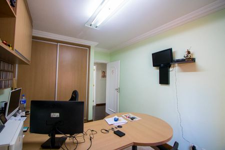 Apartamento à venda com 312m², 4 quartos e 4 vagas Apartamento à venda com 312m², 4 quartos e 4 vagasQuarto 4