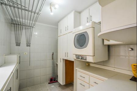 Apartamento à venda com 106m², 3 quartos e 2 vagas Apartamento à venda com 106m², 3 quartos e 2 vagasÁrea de Serviço