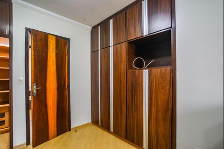 Apartamento à venda com 106m², 3 quartos e 2 vagas Apartamento à venda com 106m², 3 quartos e 2 vagasQuarto Suíte