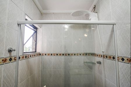 Apartamento à venda com 106m², 3 quartos e 2 vagas Apartamento à venda com 106m², 3 quartos e 2 vagasBanheiro da Suíte