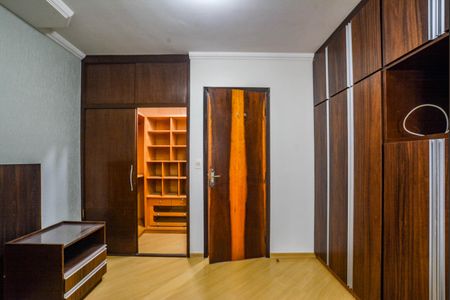 Apartamento à venda com 106m², 3 quartos e 2 vagas Apartamento à venda com 106m², 3 quartos e 2 vagasQuarto Suíte