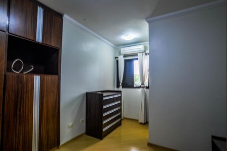 Apartamento à venda com 106m², 3 quartos e 2 vagas Apartamento à venda com 106m², 3 quartos e 2 vagasQuarto Suíte
