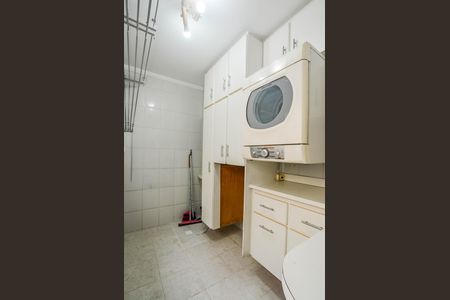 Apartamento à venda com 106m², 3 quartos e 2 vagas Apartamento à venda com 106m², 3 quartos e 2 vagasÁrea de Serviço