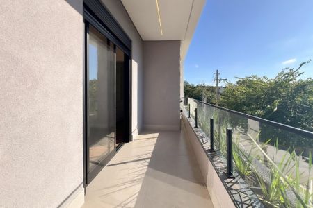 Casa de condomínio à venda com 226m², 3 quartos e 4 vagasSacada da Suíte 1