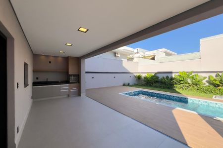Casa de condomínio à venda com 226m², 3 quartos e 4 vagasChurrasqueira