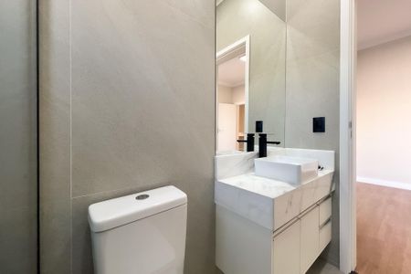 Casa de condomínio à venda com 226m², 3 quartos e 4 vagasSuíte 3