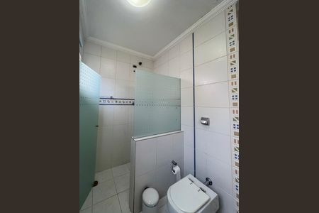 Casa para alugar com 450m², 4 quartos e 3 vagas Casa para alugar com 450m², 4 quartos e 3 vagasBanheiro da Suíte 3