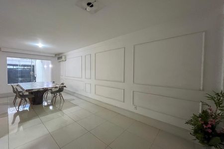 Sala de TV de casa para alugar com 4 quartos, 450m² em Jardim da Saúde, São Paulo