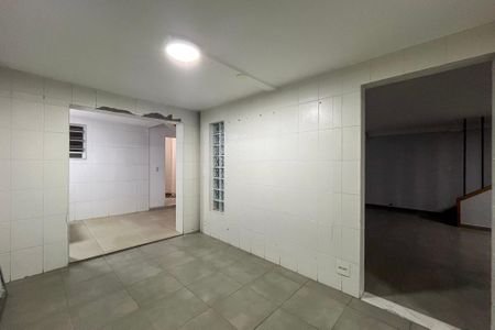 Casa para alugar com 450m², 4 quartos e 3 vagas Casa para alugar com 450m², 4 quartos e 3 vagasÁrea de Serviço