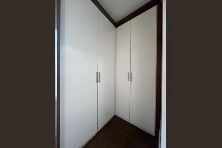 Casa para alugar com 450m², 4 quartos e 3 vagas Casa para alugar com 450m², 4 quartos e 3 vagasSuite 4