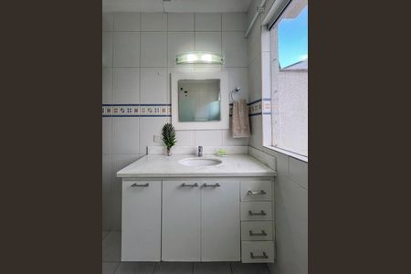 Casa para alugar com 450m², 4 quartos e 3 vagas Casa para alugar com 450m², 4 quartos e 3 vagasBanheiro da Suíte 3