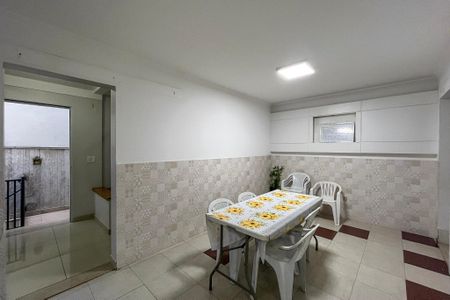 Casa para alugar com 450m², 4 quartos e 3 vagas Casa para alugar com 450m², 4 quartos e 3 vagasCopa