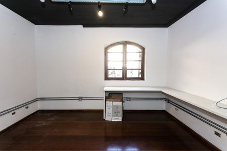 Casa para alugar com 270m², 3 quartos e 2 vagas Casa para alugar com 270m², 3 quartos e 2 vagasSuíte 1