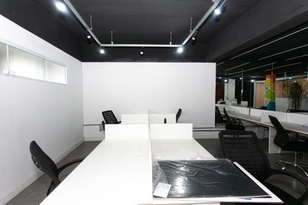 Casa para alugar com 270m², 3 quartos e 2 vagas Casa para alugar com 270m², 3 quartos e 2 vagasSalão