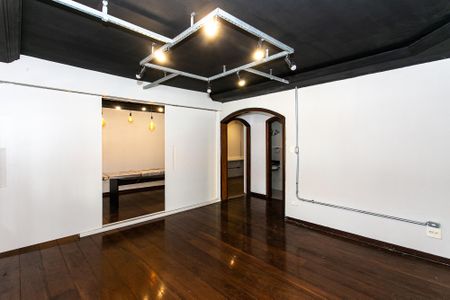 Casa para alugar com 270m², 3 quartos e 2 vagas Casa para alugar com 270m², 3 quartos e 2 vagasSala 1