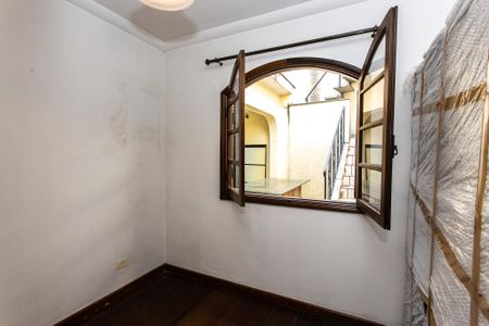 Casa para alugar com 270m², 3 quartos e 2 vagas Casa para alugar com 270m², 3 quartos e 2 vagasQuarto