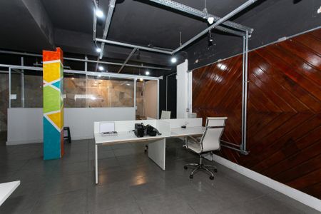 Casa para alugar com 270m², 3 quartos e 2 vagas Casa para alugar com 270m², 3 quartos e 2 vagasSalão
