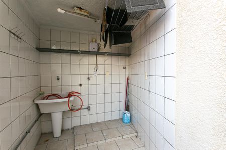 Casa para alugar com 270m², 3 quartos e 2 vagas Casa para alugar com 270m², 3 quartos e 2 vagasÁrea de Serviço