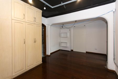 Casa para alugar com 270m², 3 quartos e 2 vagas Casa para alugar com 270m², 3 quartos e 2 vagasSuíte 2