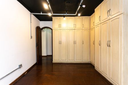 Casa para alugar com 270m², 3 quartos e 2 vagas Casa para alugar com 270m², 3 quartos e 2 vagasSuíte 2