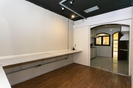 Casa para alugar com 270m², 3 quartos e 2 vagas Casa para alugar com 270m², 3 quartos e 2 vagasSala 3