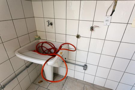 Casa para alugar com 270m², 3 quartos e 2 vagas Casa para alugar com 270m², 3 quartos e 2 vagasÁrea de Serviço