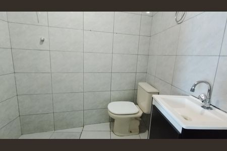 Banheiro  de casa para alugar com 1 quarto, 40m² em Cidade Boa Vista, Suzano