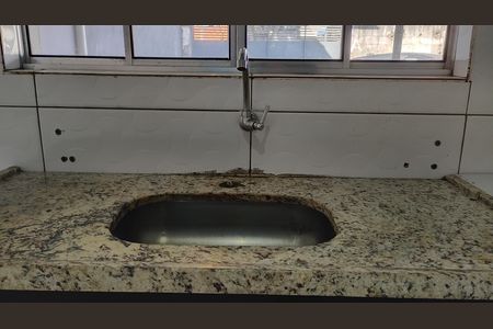 Cozinha  de casa para alugar com 1 quarto, 40m² em Cidade Boa Vista, Suzano
