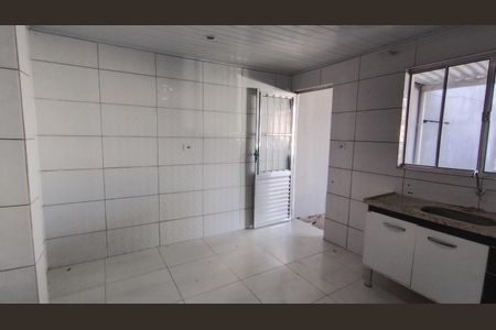 Cozinha  de casa para alugar com 1 quarto, 40m² em Cidade Boa Vista, Suzano