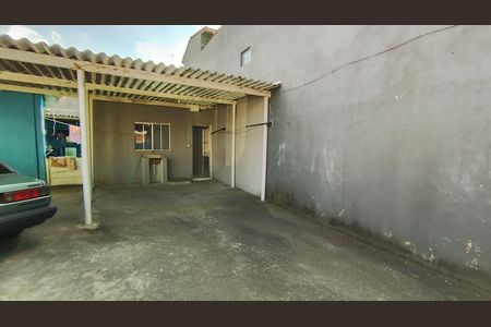 Casa para alugar com 40m², 1 quarto e 1 vaga Casa para alugar com 40m², 1 quarto e 1 vagaQuintal