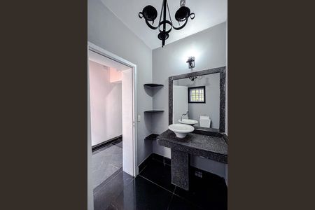 Casa de condomínio para alugar com 400m², 3 quartos e sem vaga Casa de condomínio para alugar com 400m², 3 quartos e sem vagaLavabo