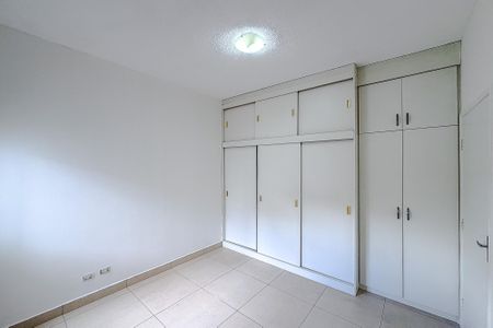 Casa de condomínio para alugar com 400m², 3 quartos e sem vaga Casa de condomínio para alugar com 400m², 3 quartos e sem vagaQuarto 2 - Suíte