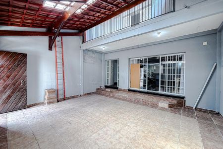Casa de condomínio para alugar com 400m², 3 quartos e sem vaga Casa de condomínio para alugar com 400m², 3 quartos e sem vagaGaragem