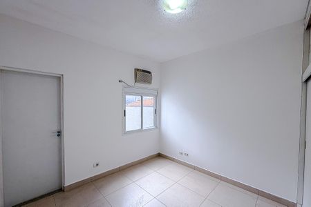 Casa de condomínio para alugar com 400m², 3 quartos e sem vaga Casa de condomínio para alugar com 400m², 3 quartos e sem vagaQuarto 2 - Suíte