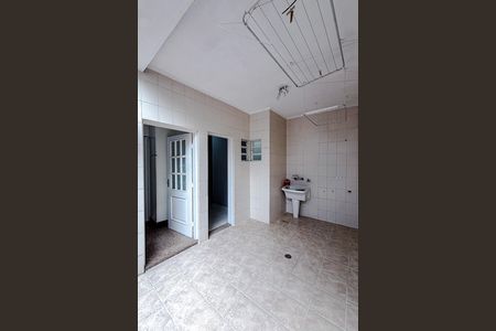 Casa de condomínio para alugar com 400m², 3 quartos e sem vaga Casa de condomínio para alugar com 400m², 3 quartos e sem vagaÁrea de Serviço