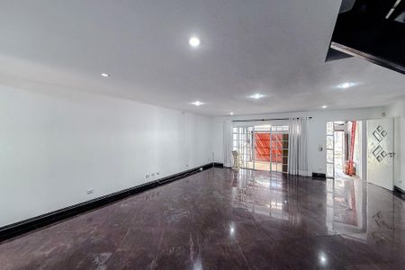 Sala de casa de condomínio para alugar com 3 quartos, 400m² em Cambuci, São Paulo
