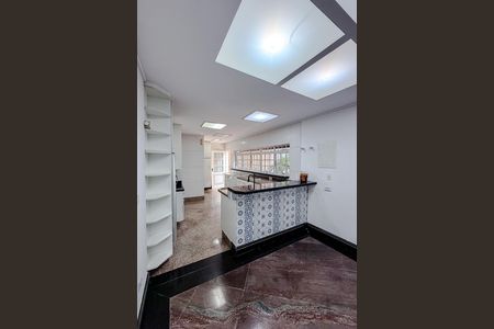 Casa de condomínio para alugar com 400m², 3 quartos e sem vaga Casa de condomínio para alugar com 400m², 3 quartos e sem vagaCozinha