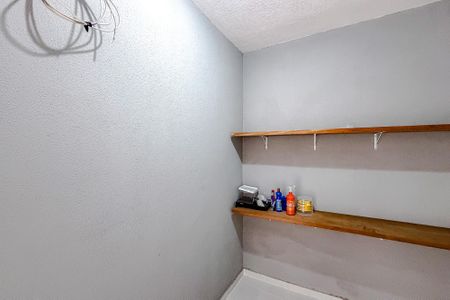 Casa de condomínio para alugar com 400m², 3 quartos e sem vaga Casa de condomínio para alugar com 400m², 3 quartos e sem vagaQuarto de Serviço