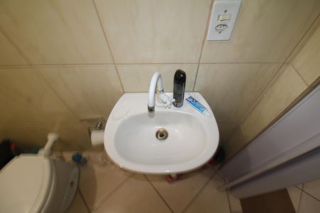 Casa à venda com 115m², 3 quartos e sem vagaBanheiro social