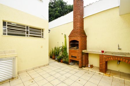 Casa para alugar com 200m², 3 quartos e 2 vagas Casa para alugar com 200m², 3 quartos e 2 vagasÁrea Externa