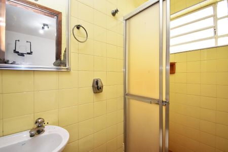 Casa para alugar com 200m², 3 quartos e 2 vagas Casa para alugar com 200m², 3 quartos e 2 vagasBanheiro de Serviço