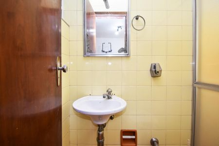 Casa para alugar com 200m², 3 quartos e 2 vagas Casa para alugar com 200m², 3 quartos e 2 vagasBanheiro de Serviço