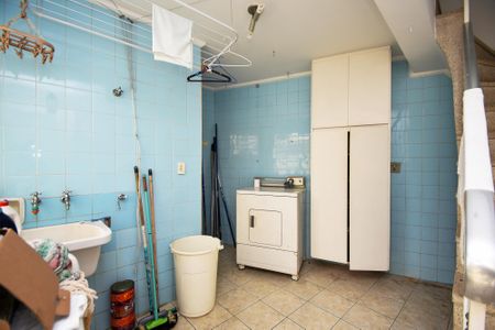 Casa para alugar com 200m², 3 quartos e 2 vagas Casa para alugar com 200m², 3 quartos e 2 vagasÁrea de Serviço