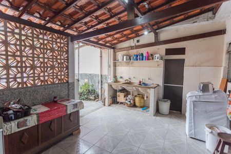Casa à venda com 360m², 6 quartos e 1 vaga Casa à venda com 360m², 6 quartos e 1 vagaÁrea de Serviço
