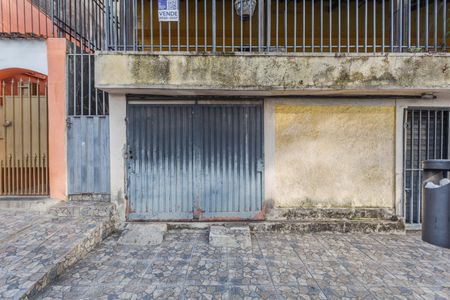 Casa à venda com 360m², 6 quartos e 1 vaga Casa à venda com 360m², 6 quartos e 1 vagaGaragem