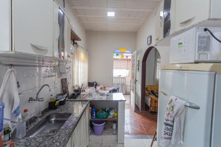 Casa à venda com 360m², 6 quartos e 1 vaga Casa à venda com 360m², 6 quartos e 1 vagaCopa/Cozinha da Casa de Fundos 1