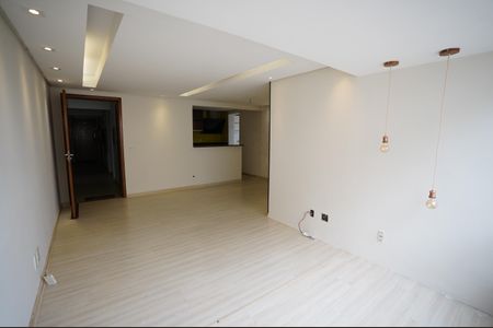 Apartamento para alugar com 3 quartos, 84m² em Setor Faicalville, Goiânia